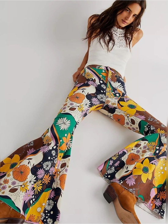 Free People Denim - Rare free People floral flare jeans psychedelic combo Size 32